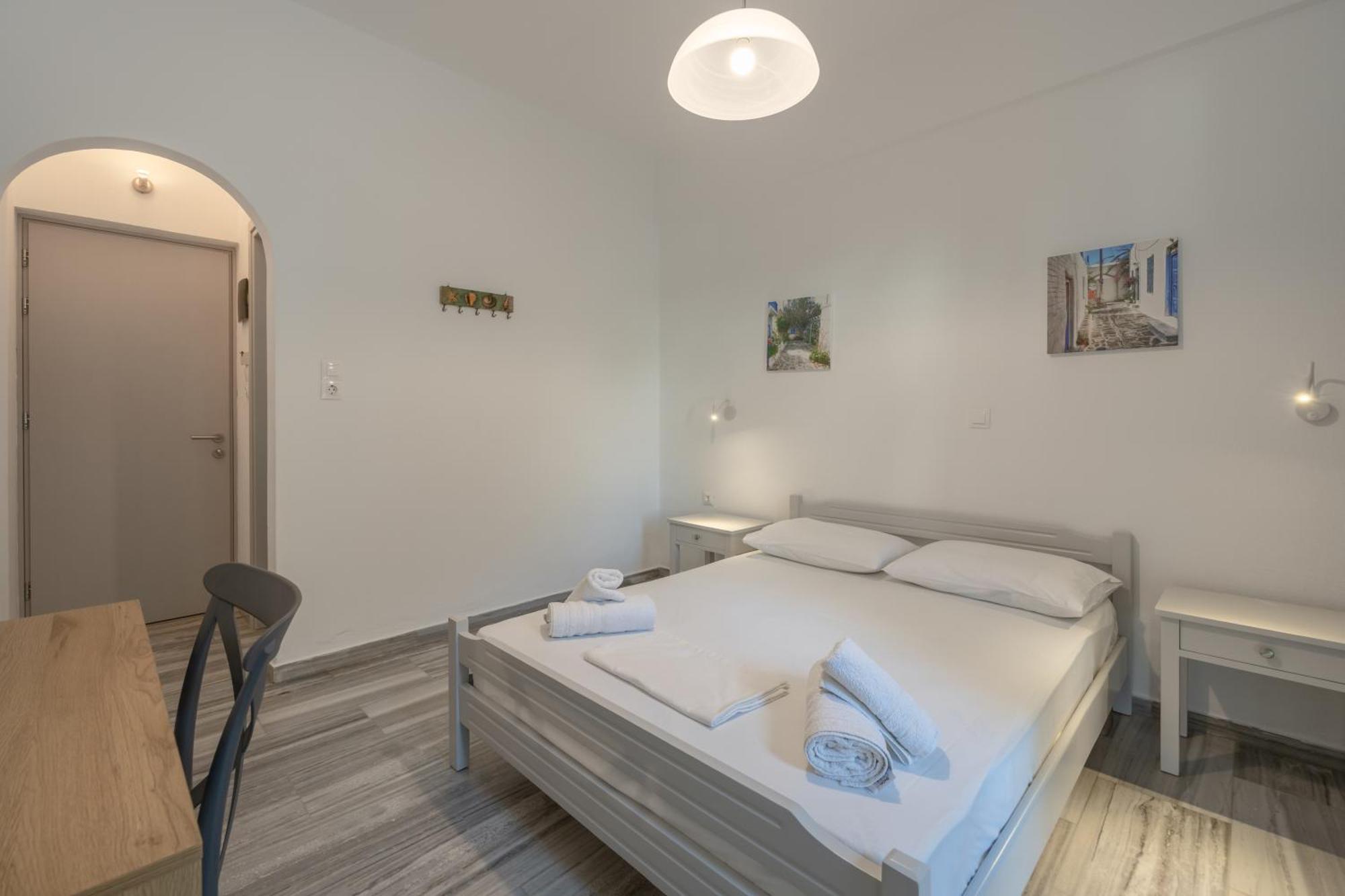 Pension Piertzovani Páros Extérieur photo