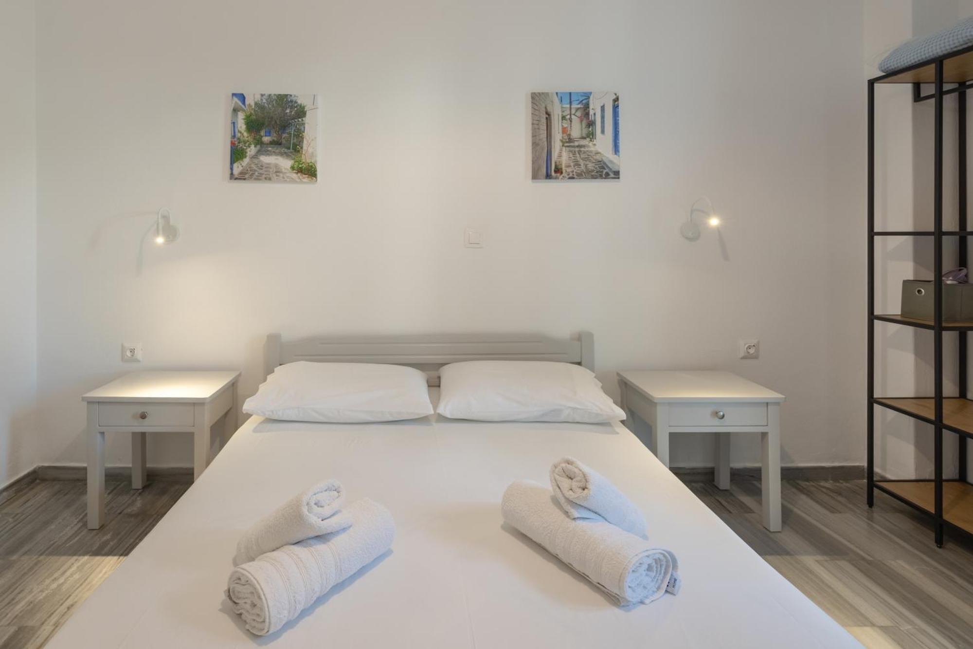 Pension Piertzovani Páros Extérieur photo